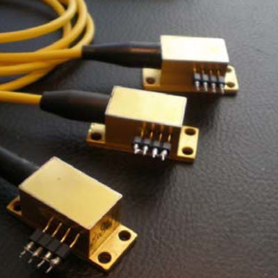 Módulo láser de diodo acoplado a fibra de alta potencia y longitud de onda múltiple